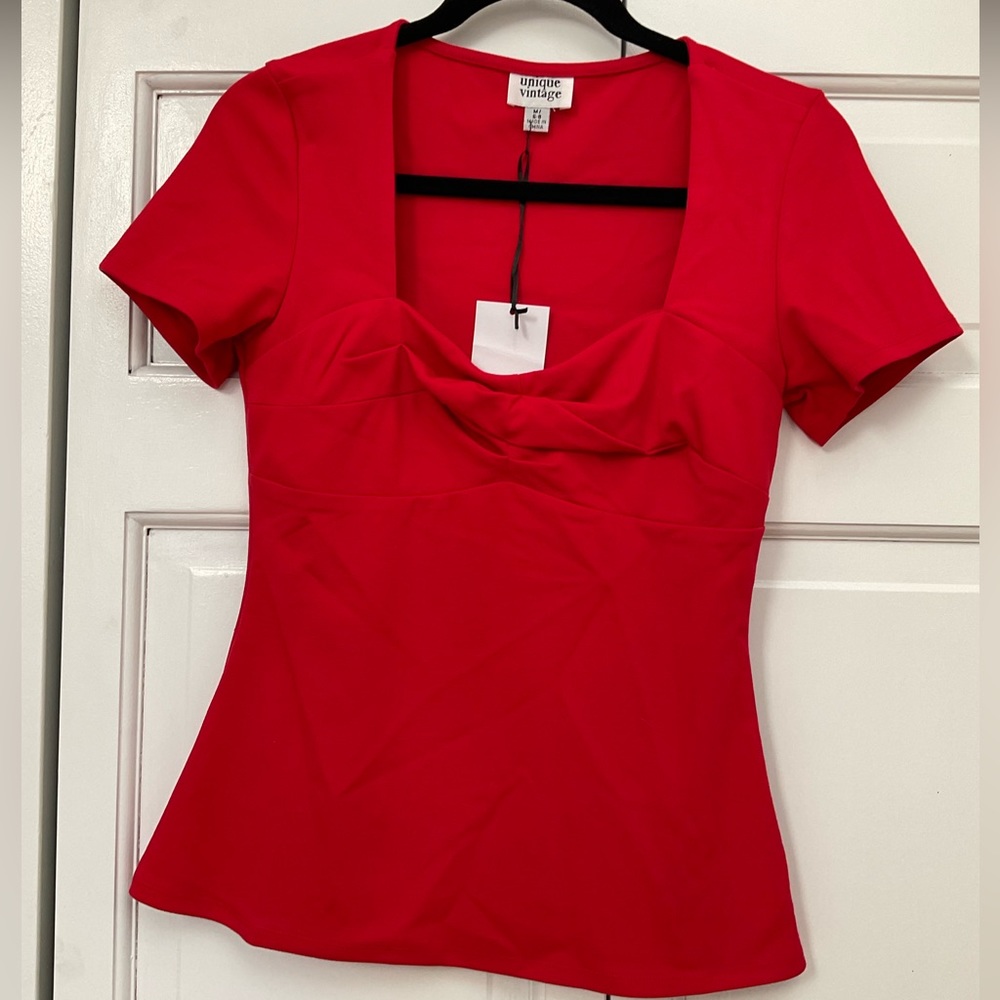 Unique Vintage Red knotted front top size M (6-8)